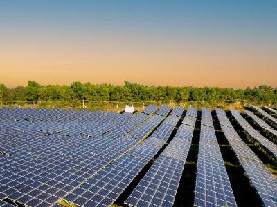 Elektrikli Güneş Enerji Kollektörü: Geleceğin Temiz Enerjisi